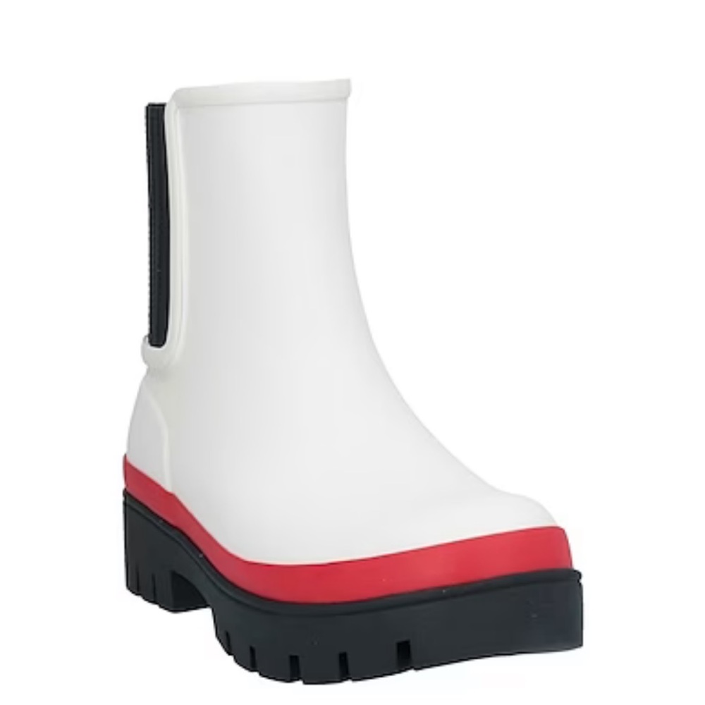 TB rain boots
